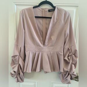 AKIRA Ruffle Sleeve. Stacked Sleeve. V-Neck. Light Pink. Large.